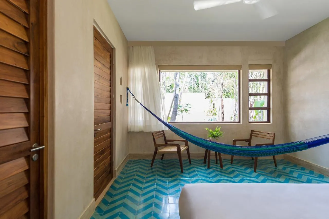 Hotel Tiki Tiki Tulum 4*,
